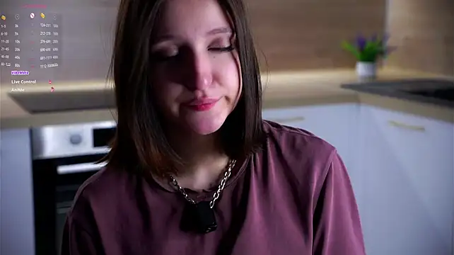 FalineBeacher live cam on StripChat
