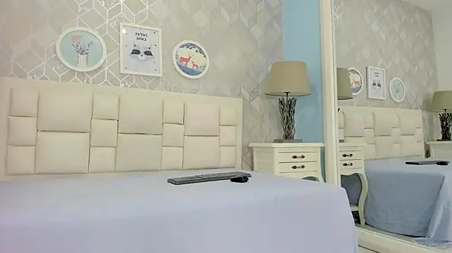 naia_cox 😹 online sex cam