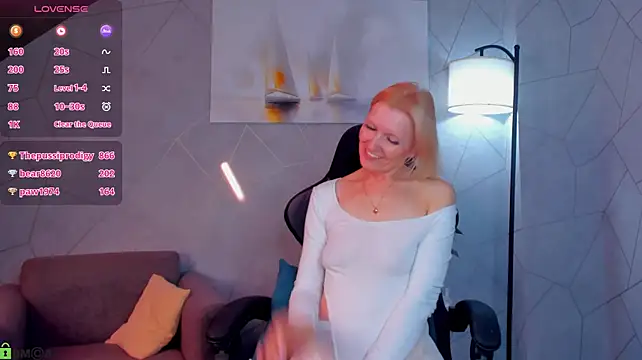 Julie_Lucas live cam preview