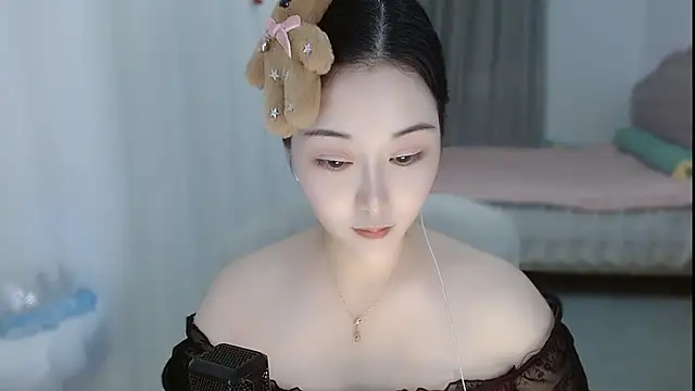 Amy-cnbaby
