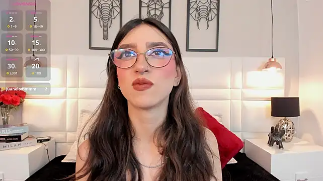 Zoey_kiss_