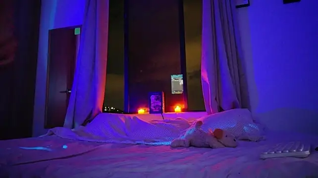 lilithselene live cam on StripChat