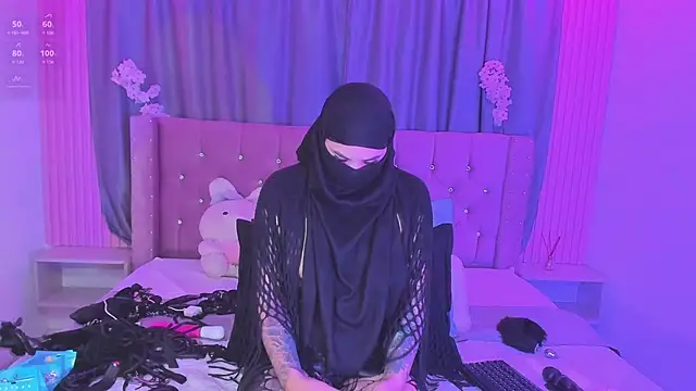 Nayla-Mouna webcam