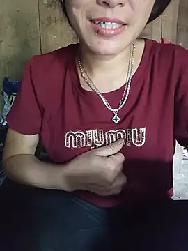 Heryy_xx live cam on StripChat