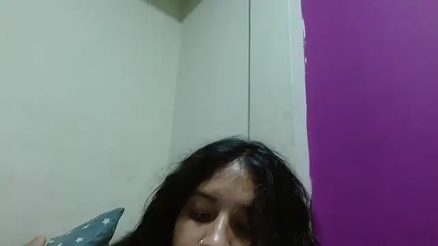 AlinaWoolf_ webcam