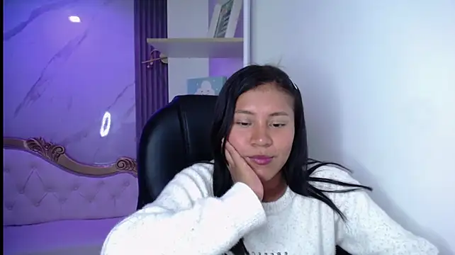 emiily_tk webcam