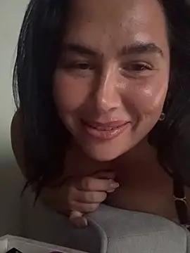 shakira-temptationxo live cam preview