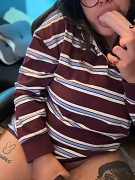 miacanela_xo webcam