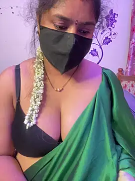 UR_Chocogirl webcam