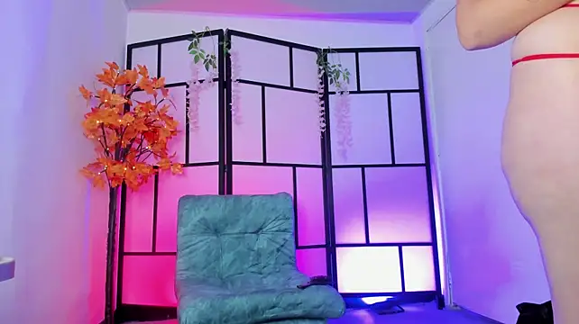 Violet-Secret webcam