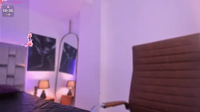 zuri_zayn live cam preview