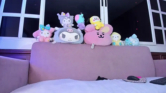harimoon1 live cam on StripChat