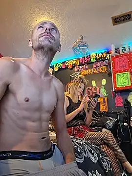 DaddyAndSplashQueen webcam