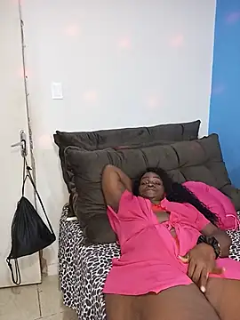 QueenLorena25 live sex cam