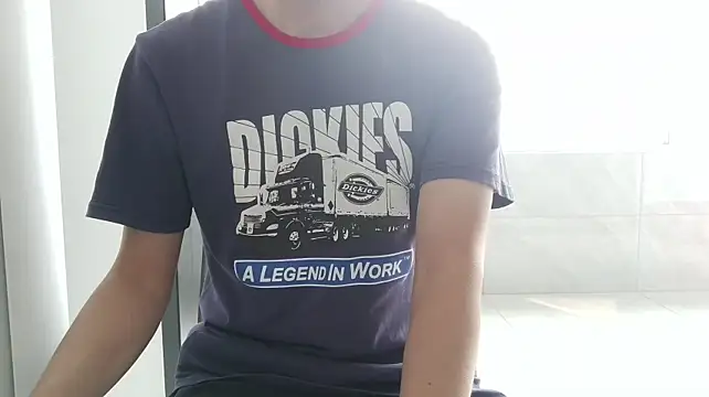 nole_china7 (Ask my age) - talk / fun / cum