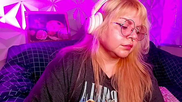 Satyn_doll 〽 online nude cam