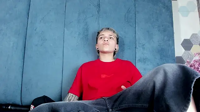 Megan_Thompson_ webcam
