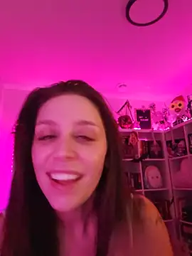 LilyOrion webcam