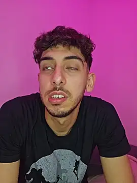 LeoyNicky98