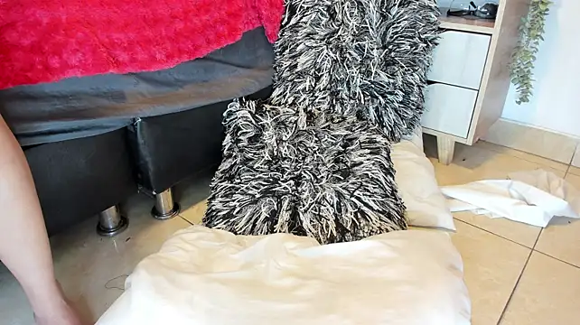 cameronymartinn (Ask my age) - blowjob and cum face