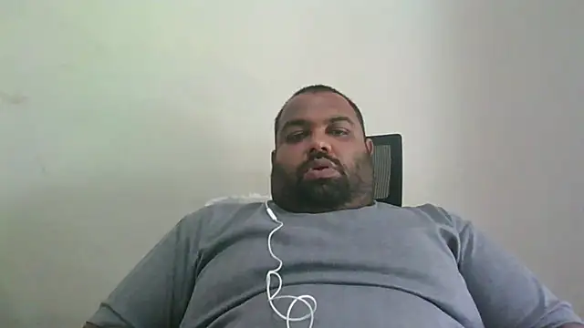 FatCockBoySL live cam on StripChat