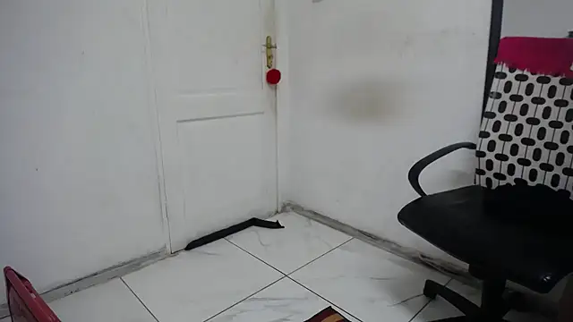 BootySoYummyX webcam