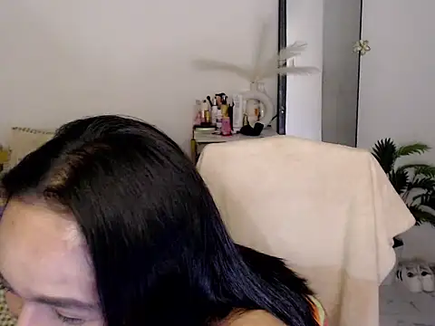 miya_khali webcam