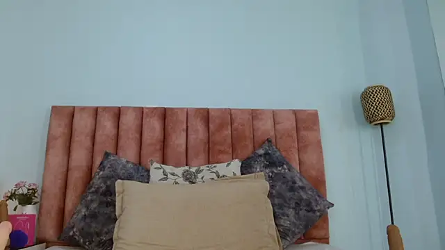nana_levy webcam