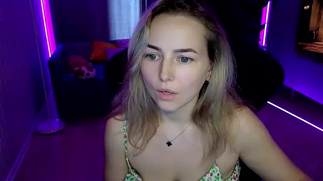 Mira_Mermayd webcam