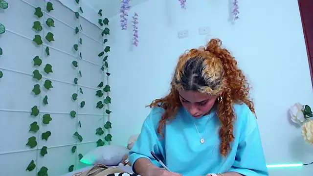 Sarabubbie webcam
