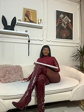 goddessdreea (F young) - 🤤Beg Goddess to sniff🤤