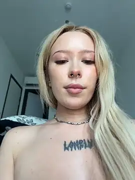 MaryChanXO live sex cam