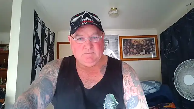 KINKYBLUEYES69