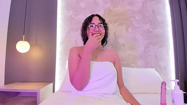 alysson_moon_