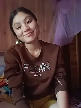 Hilary-123 webcam