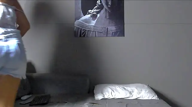 Channel_Cloee212 webcam