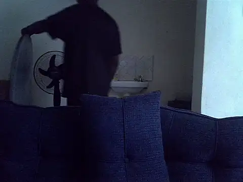 Thee_Biggest webcam