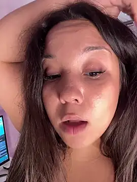 LushBySofa webcam