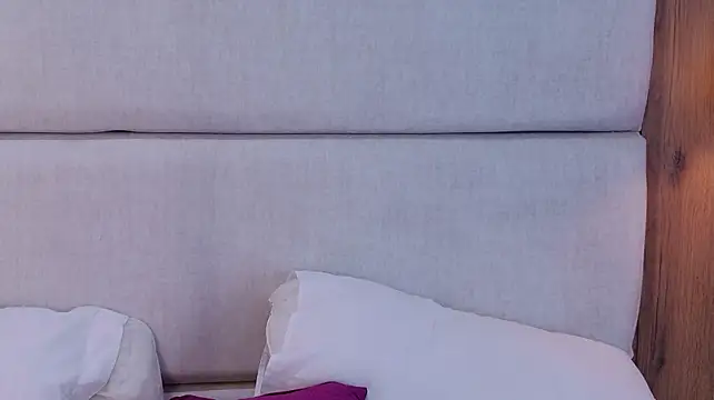 AmmyJones_ webcam