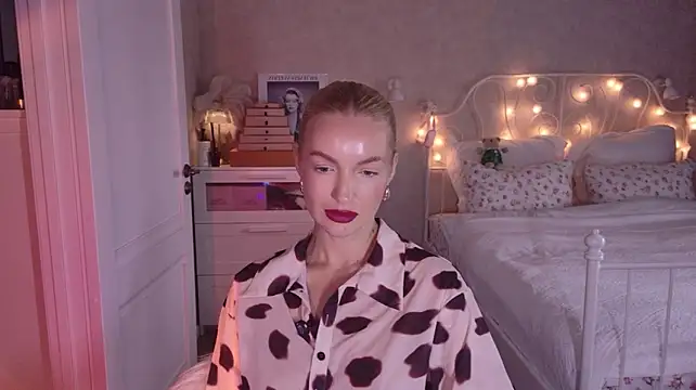 aestetick live cam on StripChat