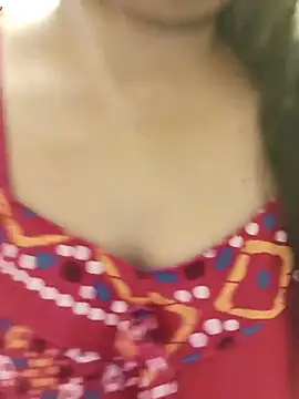 Cute_Kritika webcam