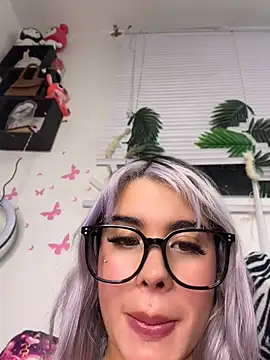 YouCandiSumisa webcam