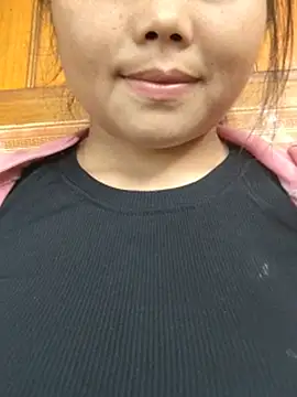 omiu-baby webcam