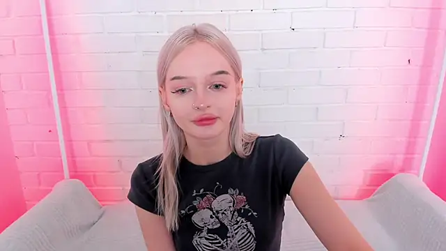 AlessaKiss live cam on StripChat