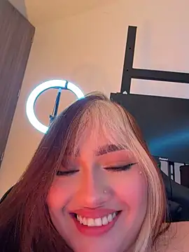 Daniela_ruizz webcam