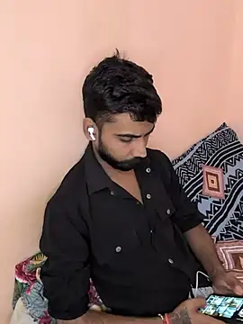 bisexual_yhh webcam