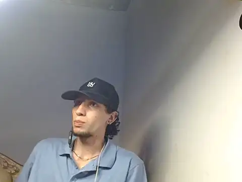 baby_hot2104 webcam