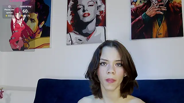 Sophia_Vegga webcam