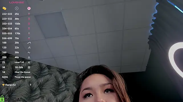 Jade-Kush webcam