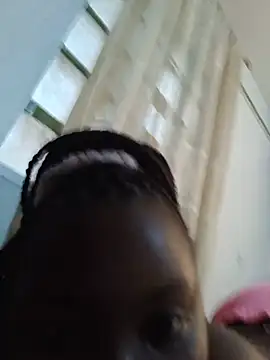 kisstheclouds webcam